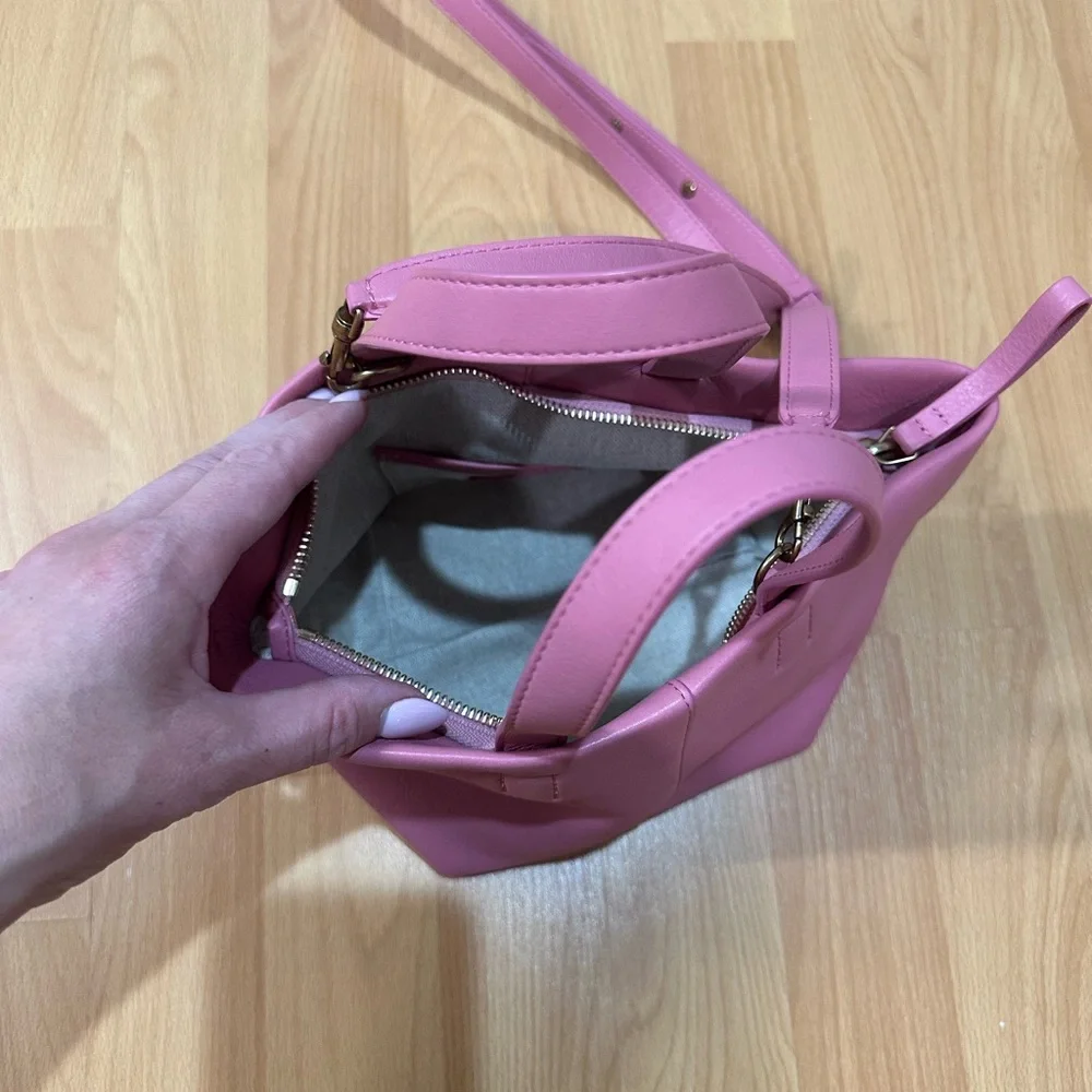 Mansur Gavriel Pink Crossbody Bag Sleek Minimalist Design - Picture 2 of 4
